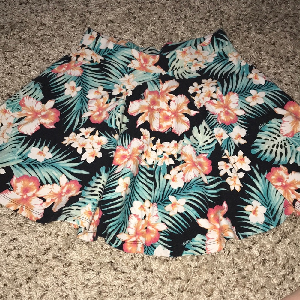 VS skirt